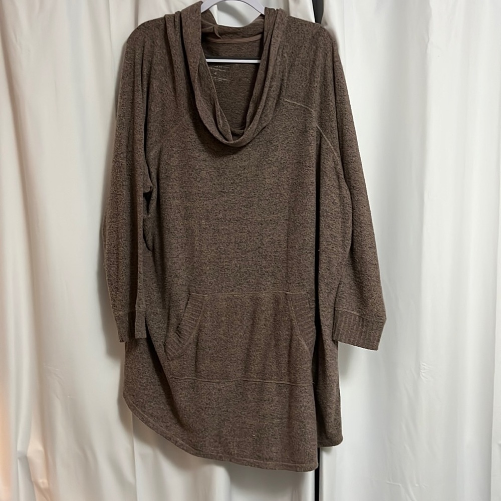 Torrid tunic, size 4